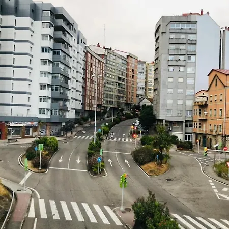 Piso Amplio En Con Parking * Vigo